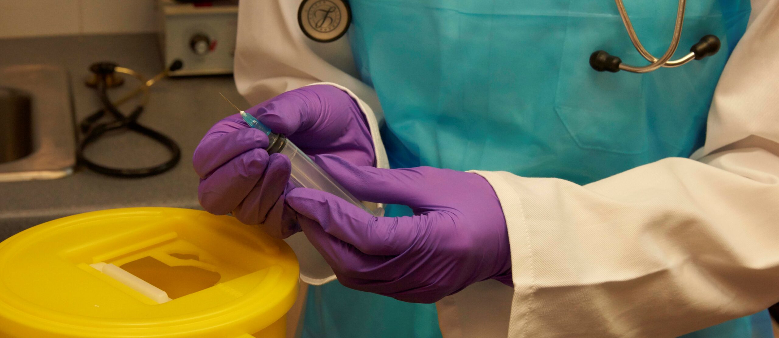 How to Dispose of PPE Correctly? Healthy Bean