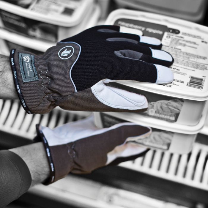 FM2_Action2_web_7ba1